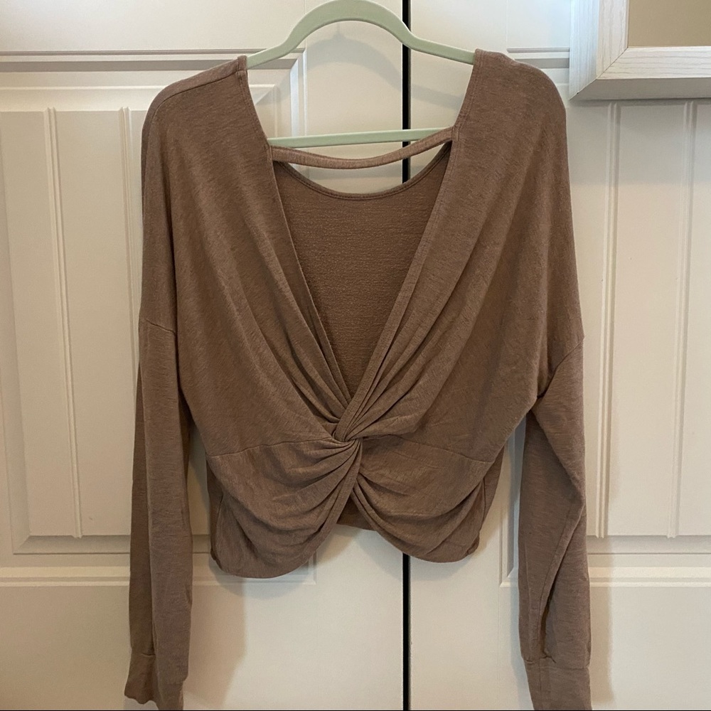 Windsor yoga top